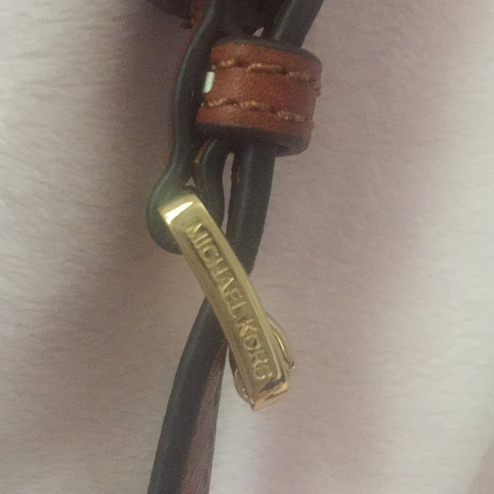 Purse - Picture 4 of 6